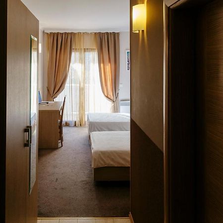 Spa&Hotel Studenac Требинье Экстерьер фото